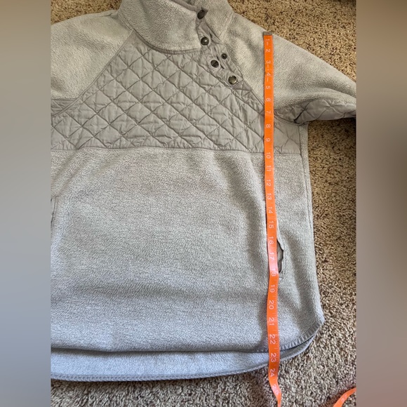 A&F Quilted Panel Light Gray Pullover Sweater - Picture 3 of 4